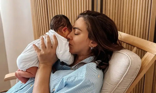 Ευρυδίκη Βαλαβάνη: Πρώτες φωτογραφίες μέσα από το μαιευτήριο - «Η πιο δυνατή μέρα της ζωής μου»
