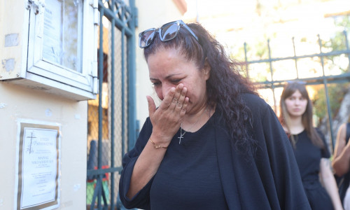 Δίκη για δολοφονία Κυριακής Γρίβα: «Φώναξα “την σκοτώνει”, o φρουρός παρέμεινε αμέτοχος»
