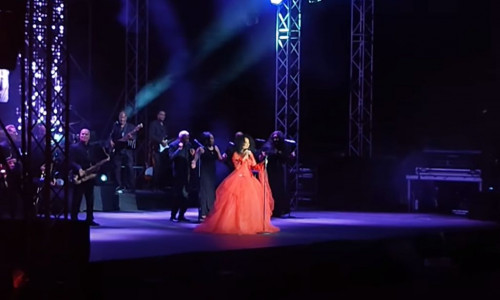 Diana Ross: Υπέγραψε βραδιά στο Καλλιμάρμαρο αντάξια της φήμης της