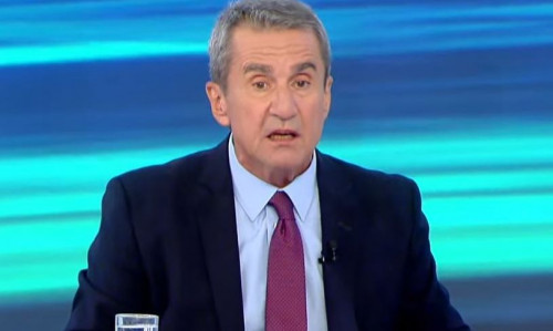 Λοβέρδος: Αν έρθει ο Τσίπρας θα τους σαρώσει όλους στην αντιπολίτευση