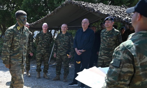 Νίκος Δένδιας: Τα πάνω-κάτω στις Ένοπλες Δυνάμεις - Αυξήσεις μισθών