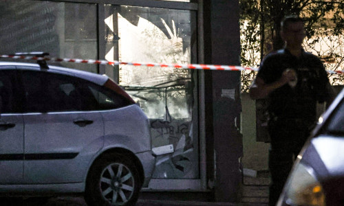 Θεσσαλονίκη: Σωφρονιστικός υπάλληλος ο στόχος της έκρηξης - Mηχανισμός μέσα στο ασανσέρ πολυκατοικία