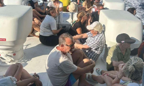 Φωτιά στα Κύθηρα: 138 απεγκλωβισμοί από το Λιμενικό Σώμα