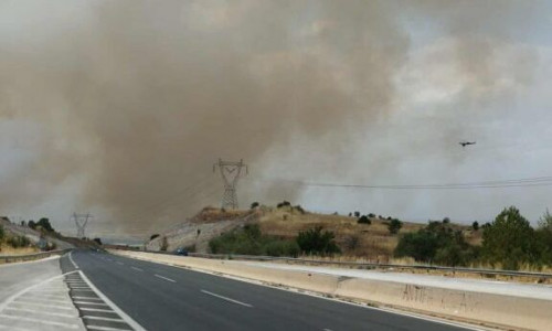 Αναζωπυρώθηκε η πυρκαγιά στην Ποντοκώμη Κοζάνης - Έκλεισε προληπτικά η Εγνατία