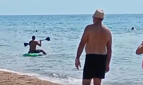 Θεσσαλονίκη: Πατέρας και γιος έσωσαν ζευγάρι και παιδιά που παρασύρθηκαν από ρεύματα στην Επανομή