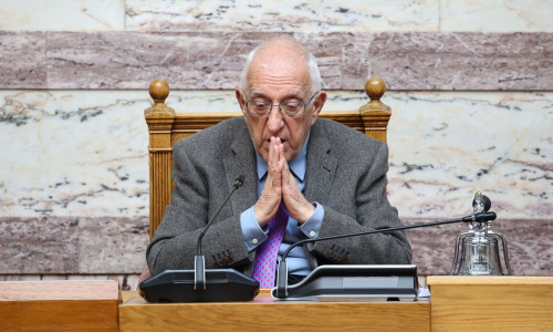 Νικήτας Κακλαμάνης για Λένα Σαμαρά: «Σήμερα θρηνώ όχι ως Πρόεδρος της Βουλής, αλλά ως φίλος»