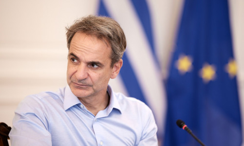 Στο Εθνικό Συντονιστικό Κέντρο ο Κυριάκος Μητσοτάκης - Προήδρευσε σε σύσκεψη για τις φωτιές