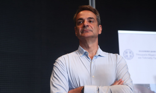 Επιστρέφει στην Αθήνα ο Κυριάκος Μητσοτάκης λόγω των πυρκαγιών