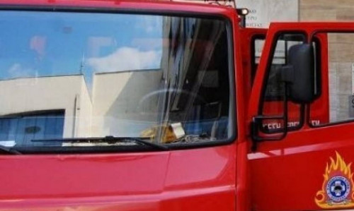 Τροχαίο δυστύχημα: Πυροσβεστικό όχημα συγκρούστηκε με αυτοκίνητο στην Κερατέα - Νεκρή μια 61χρονη