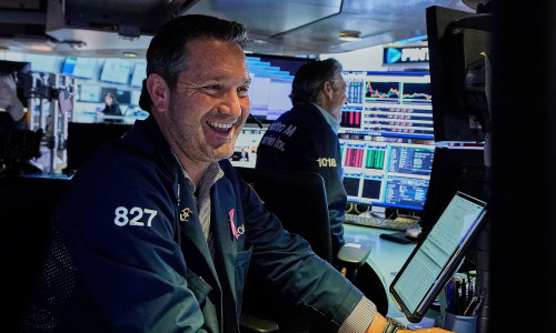 Wall Street: Νέα ρεκόρ για S&P και Nasdaq – Οι επενδυτές να βλέπουν μειώσεις των επιτοκίων
