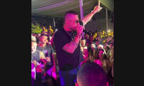 Γνωστός τράπερ σταματάει το live του για να επιπλήξει 15χρονο: «Θα πας νοσοκομείο» (vid)