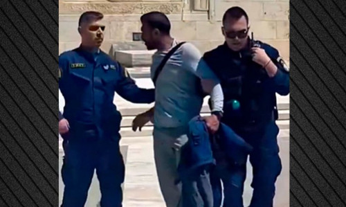 Βολουδάκη: «Οι Εύζωνες συμβολίζουν την Ελλάδα» - Το ξέσπασμα για τον μετανάστη στο Σύνταγμα