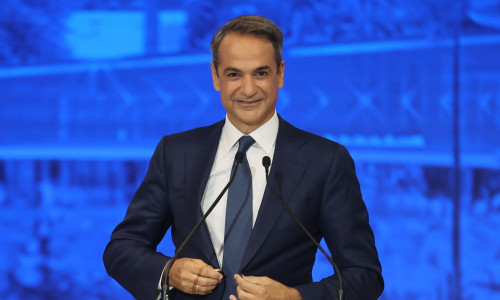 Σχέδιο για παροχές 2,5 δισ. σε δύο φάσεις - Σε ρυθμούς ΔΕΘ η κυβέρνηση