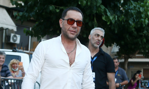 «Ο Γιώργος Μαζωνάκης θα κοιμηθεί σπίτι του σήμερα» - Τι λέει η πλευρά του τραγουδιστή στο Newsbomb