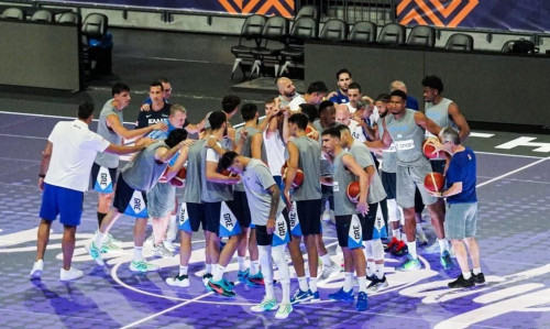 Αθλητικές μεταδόσεις: Πού θα δείτε την πρεμιέρα της Εθνικής Ελλάδας στο Ακρόπολις