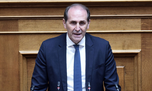 Απόστολος Βεσυρόπουλος: Ποιος ήταν ο βουλευτής της Νέας Δημοκρατίας που πέθανε από ανακοπή