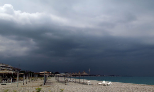 Καιρός:Νεφώσεις, βοριάδες και τοπικές βροχές σήμερα - Πού θα χτυπήσουν Καιρός: Έρχονται βροχές από 15 Σεπτεμβρίου - Η πρόγνωση του Κλέαρχου Μαρουσάκη