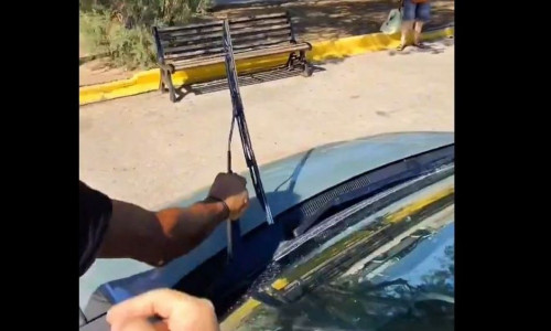 Αρκίτσα: Δύο συλλήψεις Ρομά για την πώληση υαλοκαθαριστήρων στο λιμάνι