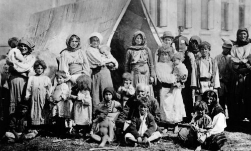 Ρομά ή τσιγγάνοι ή μποέμ ή κατσίβελοι: Από την Ινδία… στην Ελλάδα και την υπόλοιπη Ευρώπη