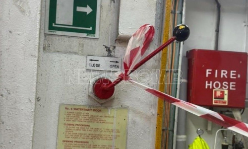 Blue Star Chios: Αυτή είναι η υδατοστεγής πόρτα που συνέθλιψε τον 20χρονο Τάσο - Βίντεο ντοκουμέντο