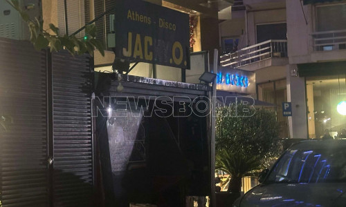 Έκρηξη σε νυχτερινό κέντρο στα Ιλίσια - Βίντεο