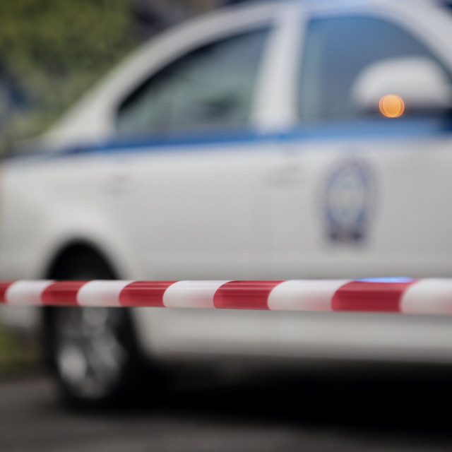 Κινδυνεύει το παιδί -«Της τραβάει δύο μπουνιές στην κοιλιά και δύο κλωτσιές», λέει στο Newsbomb η μητέρα εγκύου θύματος 17χρονου Ρομά
