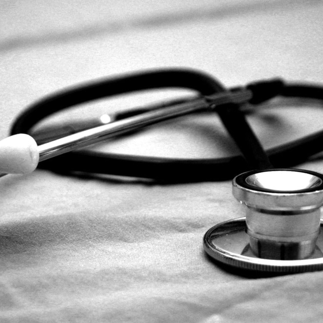 Καρδίτσα: Ένοχοι 3 γιατροί για τον θάνατο 33χρονου που ξεψύχησε καθ’ οδόν προς το νοσοκομείο 