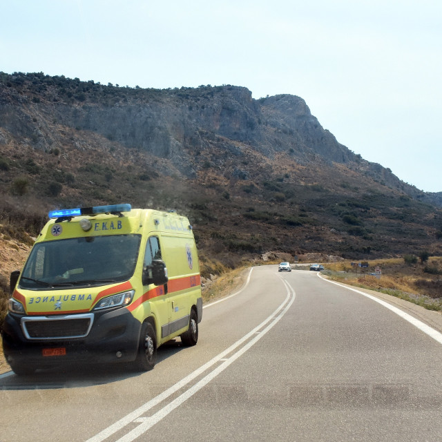 Κως: Συνελήφθη η μητέρα 3χρονου που τραυματίστηκε σοβαρά σε πόρτα αυτοκινήτου