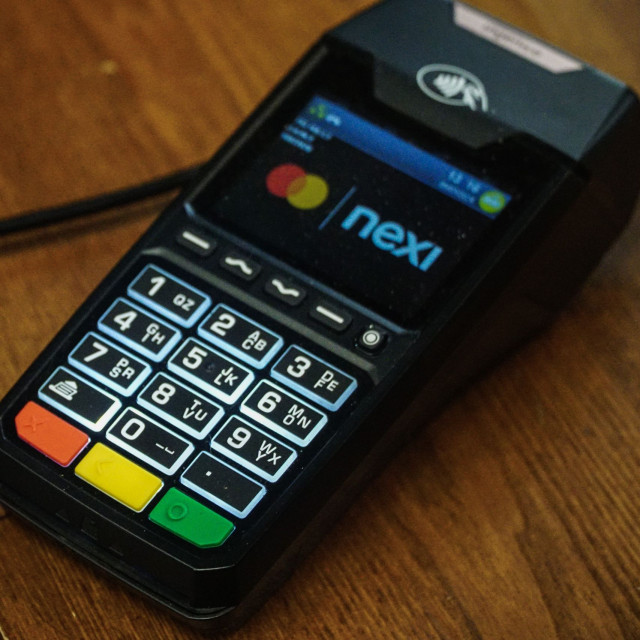 Μηνύματα 112 σε POS: «Δεν είναι σφάλμα του συστήματος», λένε πηγές της Πολιτικής Προστασίας