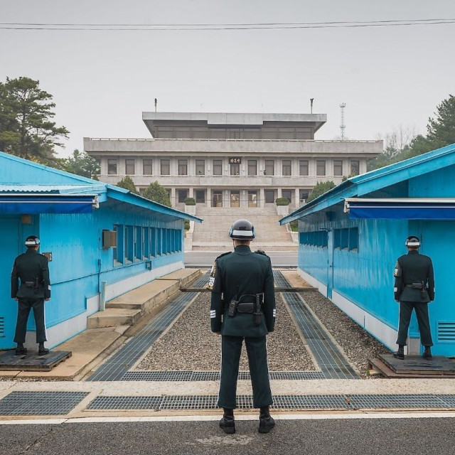 Βόρεια Κορέα: Γυναίκα αποκαλύπτει τους άγραφους κανόνες που χρειάζεται για να επιβιώσεις