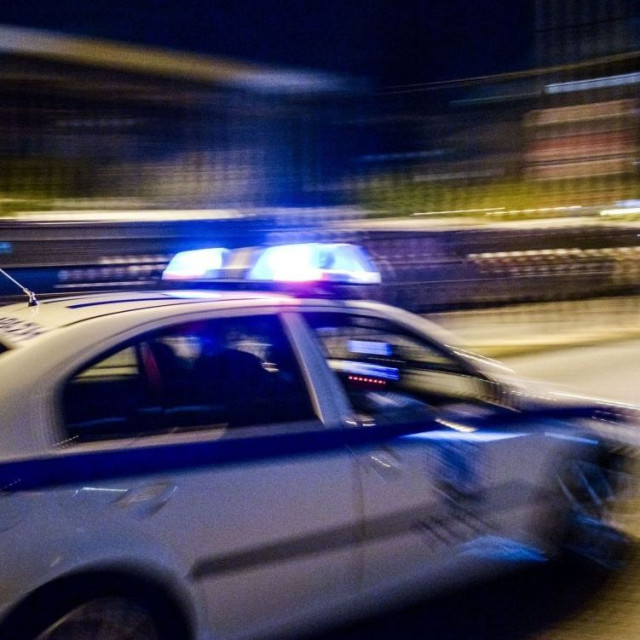 Καθίζηση οδοστρώματος στα Μελίσσια έπειτα από θραύση αγωγού - Διακοπή της κυκλοφορίας