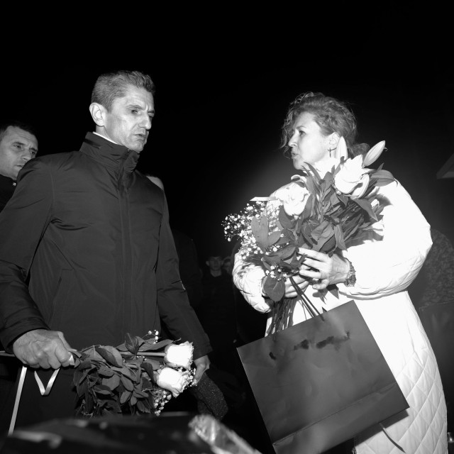 Ραγίζουν καρδιές στην Τούμπα: Παίκτες, Λουτσέσκου και φίλαθλοι αποχαιρέτησαν τα 7 «αετόπουλα»