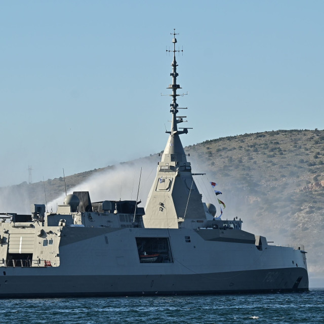 Συνάντηση Δένδια με τη Γαλλίδα υπουργό Άμυνας πάνω στη φρεγάτα «Κίμων», αύριο Πέμπτη