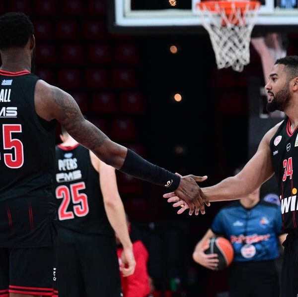 GBL: «Λύγισε» και το Περιστέρι ο Ολυμπιακός - Τα αποτελέσματα και η βαθμολογία