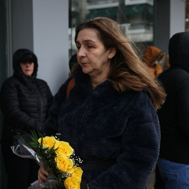 Μητέρα Άλκη Καμπανού