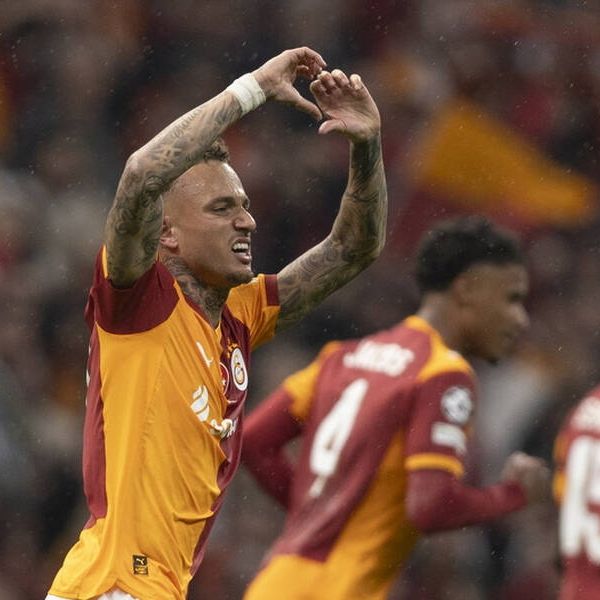 Champions League: Σκόρπισε με πεντάρα και ανατροπή τη Γιουβέντους η Γαλατά