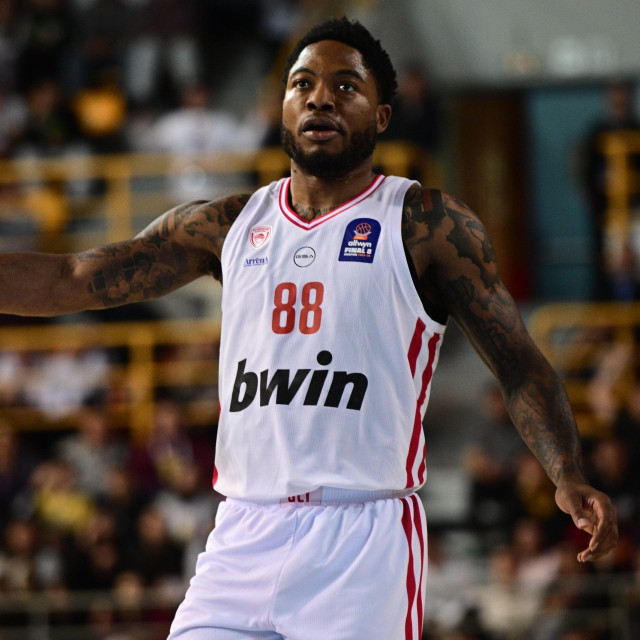 Ταϊρίκ Τζόουνς