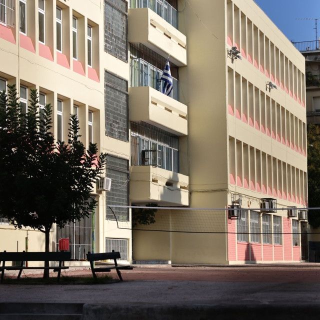 Πρόγραμμα στα σχολεία για την προαγωγή της υγείας των κοριτσιών σε σχέση με την έμμηνο ρύση