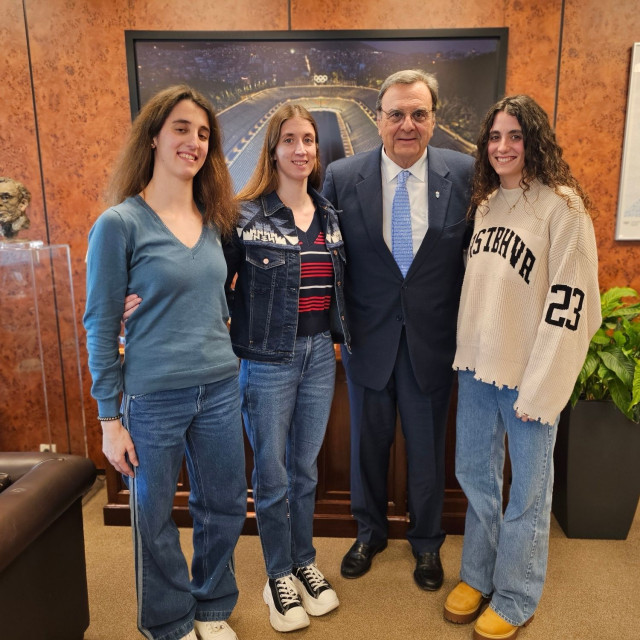 Κούβελος, Αδερφές Αλεξανδρή