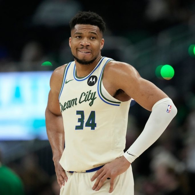 NBA: Επέστρεψε ο Αντετοκούνμπο - Βαριά ήττα για Μπακς από Σέλτικς