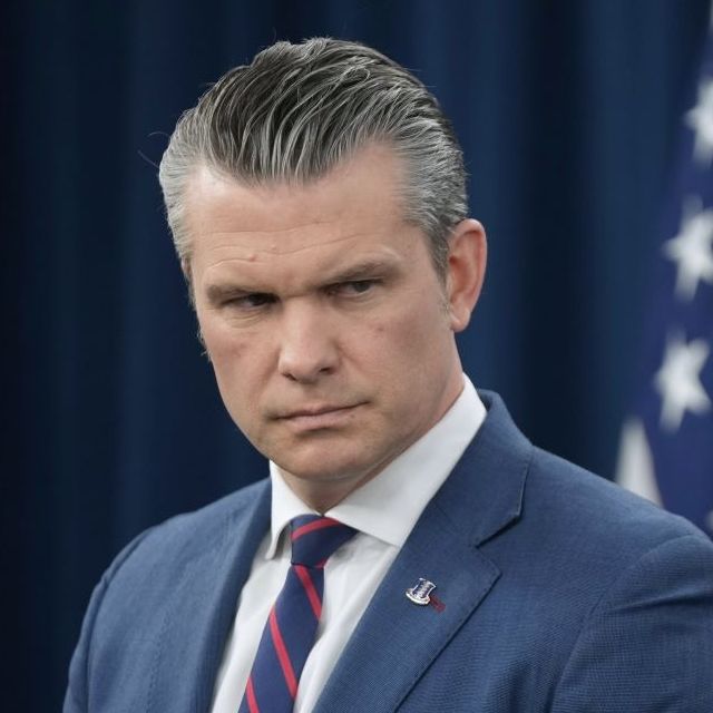 Πεντάγωνο: Απαγόρευσε την είσοδο σε φωτογράφους που τράβηξαν μη κολακευτικές εικόνες του Χέγκσεθ