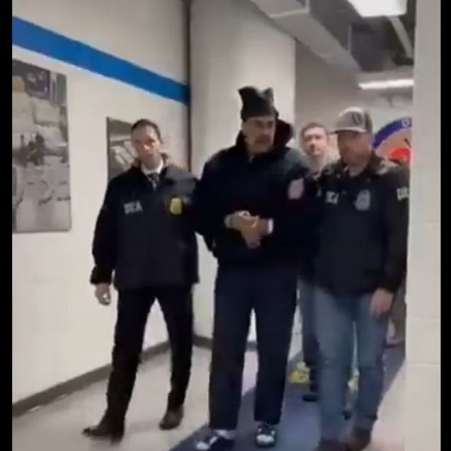 Νικολάς Μαδούρο: Σε κελί «αυτοκτονίας» 2 επί 3 - «Ουρλιάζει σαν τρελός τις νύχτες, είμαι ο Πρόεδρος»