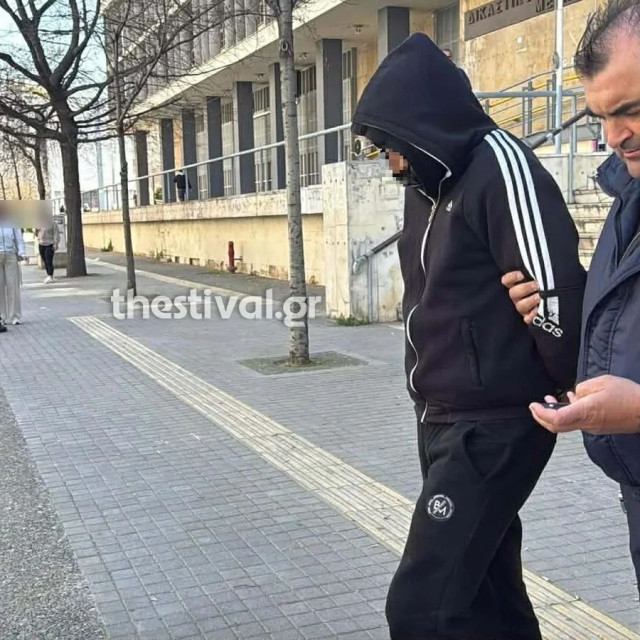 Πολίχνη: Απολογείται ο οδηγός που παρέσυρε και σκότωσε 25χρονο – «Δεν έκανε κόντρες», λέει η αδελφή