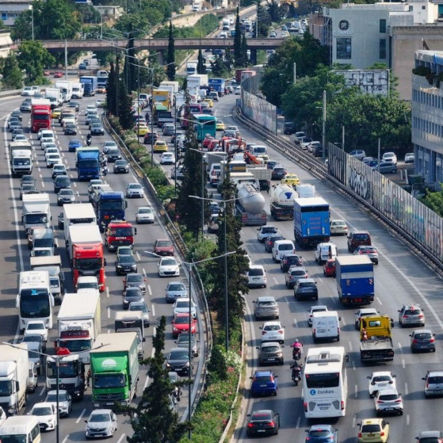 Κίνηση τώρα: Μποτιλιάρισμα στον Κηφισό - Πού αλλού εντοπίζονται καθυστερήσεις