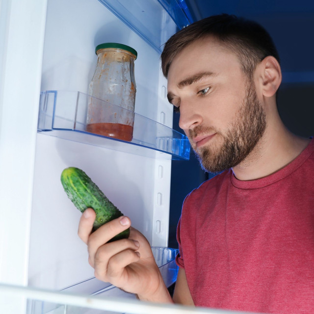 Πώς να αποθηκεύετε τα αγγούρια για να μην μαλακώνουν και μουχλιάζουν