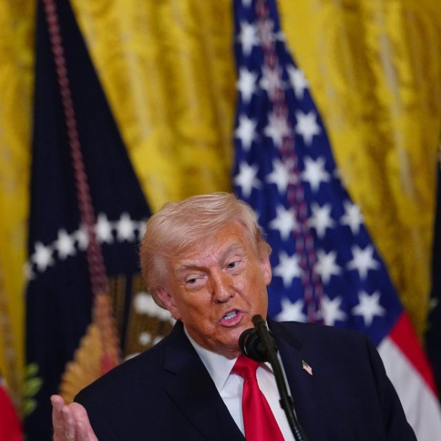 Τραμπ: Κατεστραμμένος, αλλά ζωντανός «σε κάποια μορφή» ο νέος ηγέτης του Ιράν 