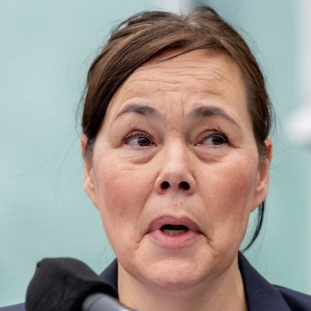 Παραιτήθηκε η ΥΠΕΞ της Γροιλανδίας, το κόμμα της αποχώρησε από τον κυβερνητικό συνασπισμό