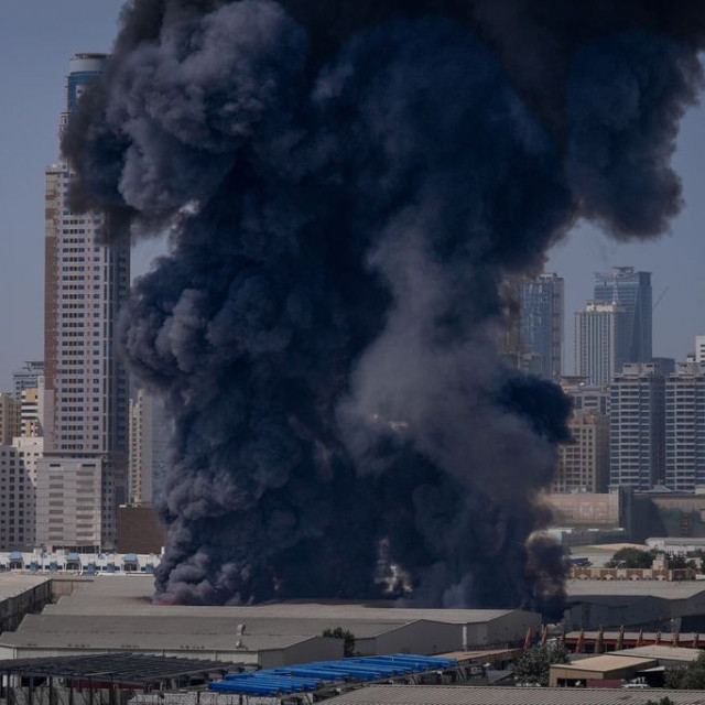 Ιράν: Προειδοποιεί για χτυπήματα σε «αμερικανικά κρησφύγετα» στα Ηνωμένα Αραβικά Εμιράτα