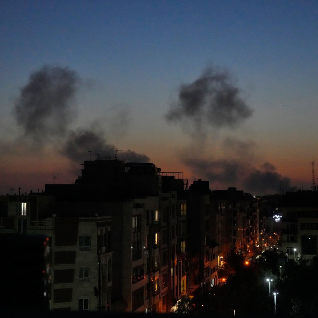 Ιράν: Προειδοποιεί τις ΗΠΑ να απομακρύνουν βιομηχανίες από την περιοχή