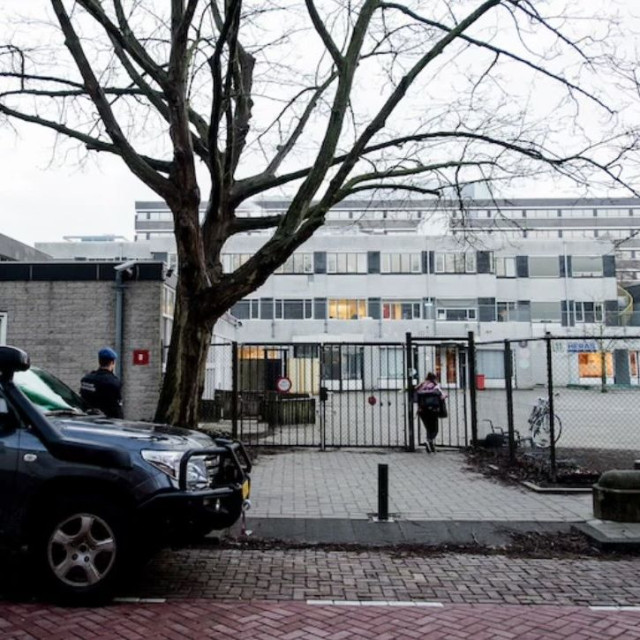 Έκρηξη σε εβραϊκό σχολείο στο Άμστερνταμ - «Σκόπιμη ενέργεια» λέει η δήμαρχος